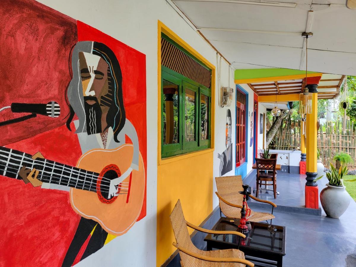Mad Monkey Hostel And Lounge Ella Εξωτερικό φωτογραφία